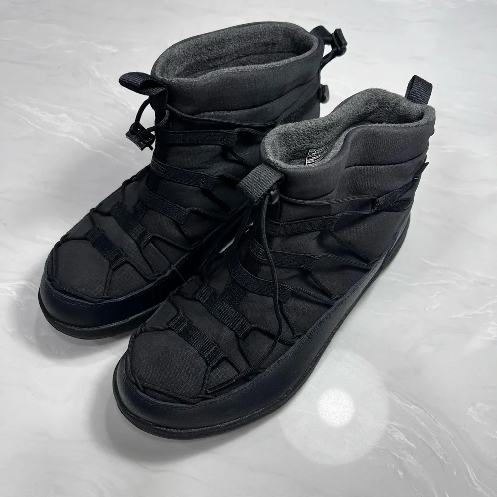 KEEN Men's Uneek SNK Waterproof Winter Chukka Boots SIZE 11 Comfort Lightweight